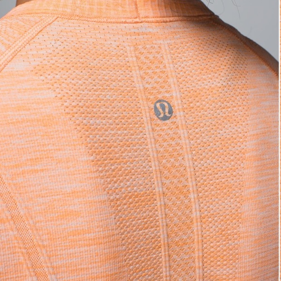 Lululemon Run Swiftly Tech Short Sleeve orange 
Heathered Creamsicle Pop v-neck - Picture 5 of 5